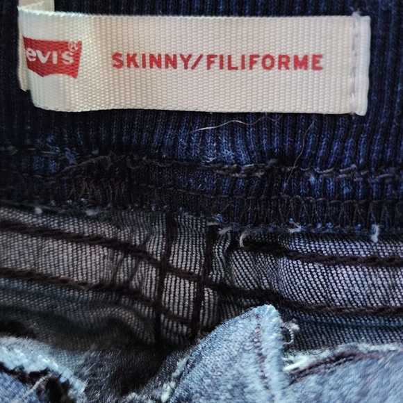 Infant Levi's Stretchy Jeans - Picture 2 of 4